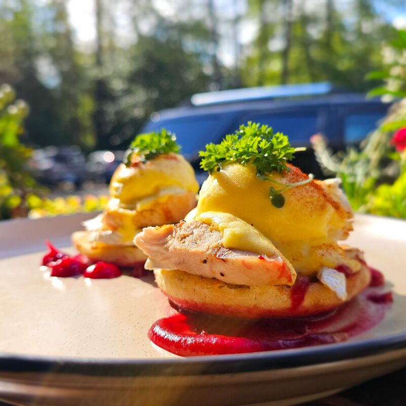 Turkey, Brie & Bacon Eggs Benedict $23.99