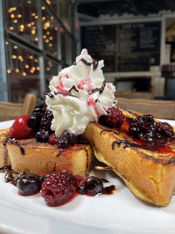 Weekend Special: Tripple Berry French Toast